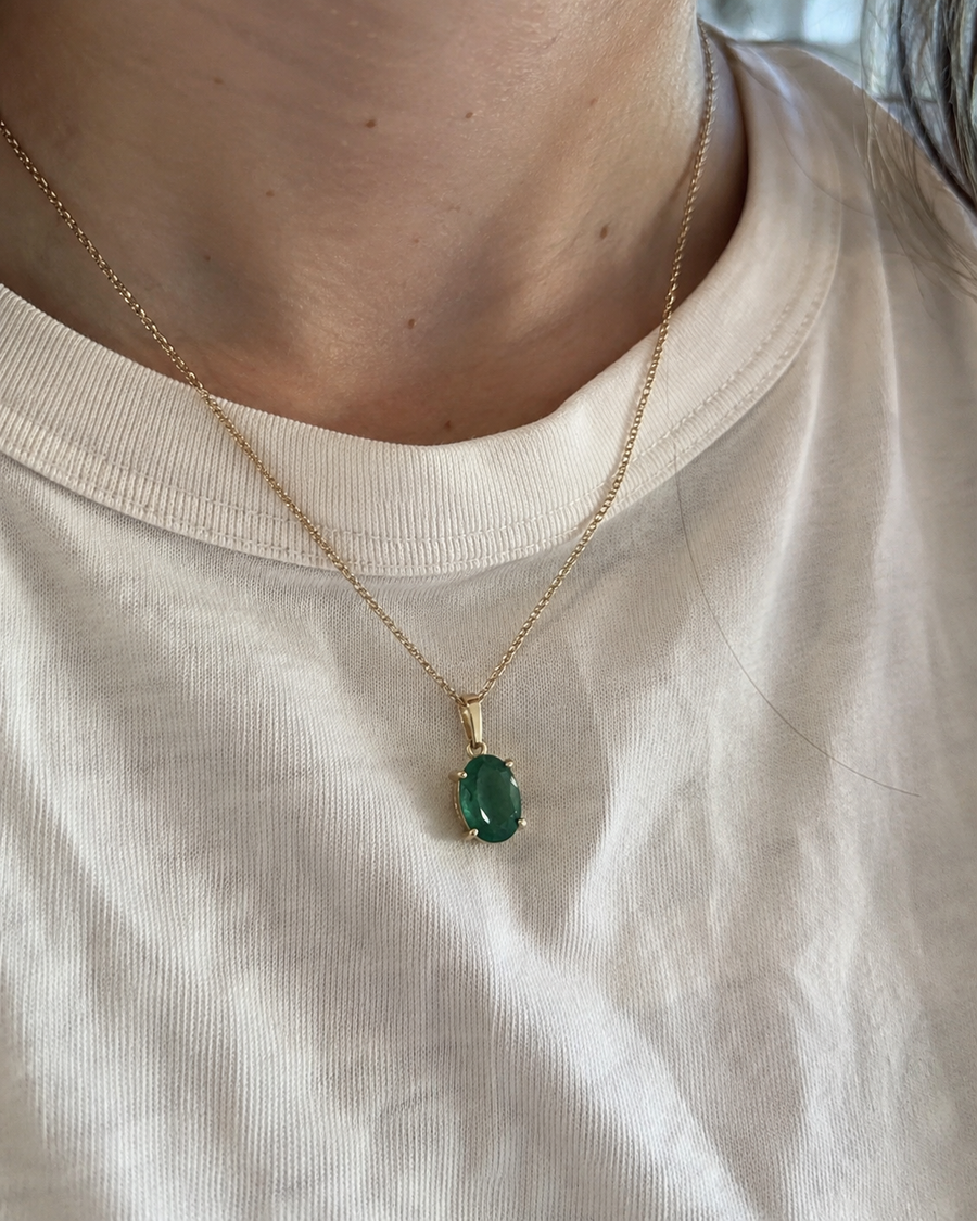 Oval Pendant Necklace